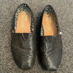 TOMS black glitter flats size 6